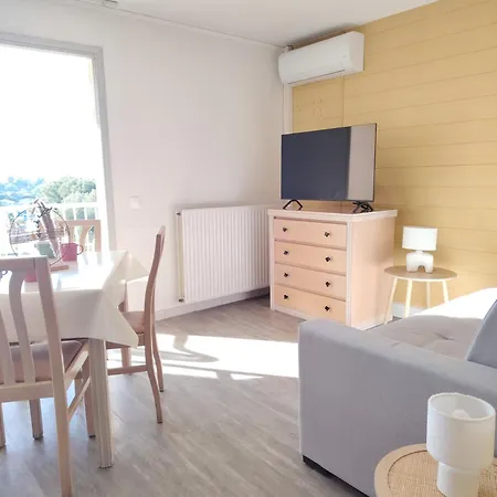 公寓 Les Hauts De Balaruc- Ideal Curistes 102 巴拉吕克莱班