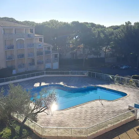 公寓 Les Hauts De Balaruc- Ideal Curistes 102 巴拉吕克莱班